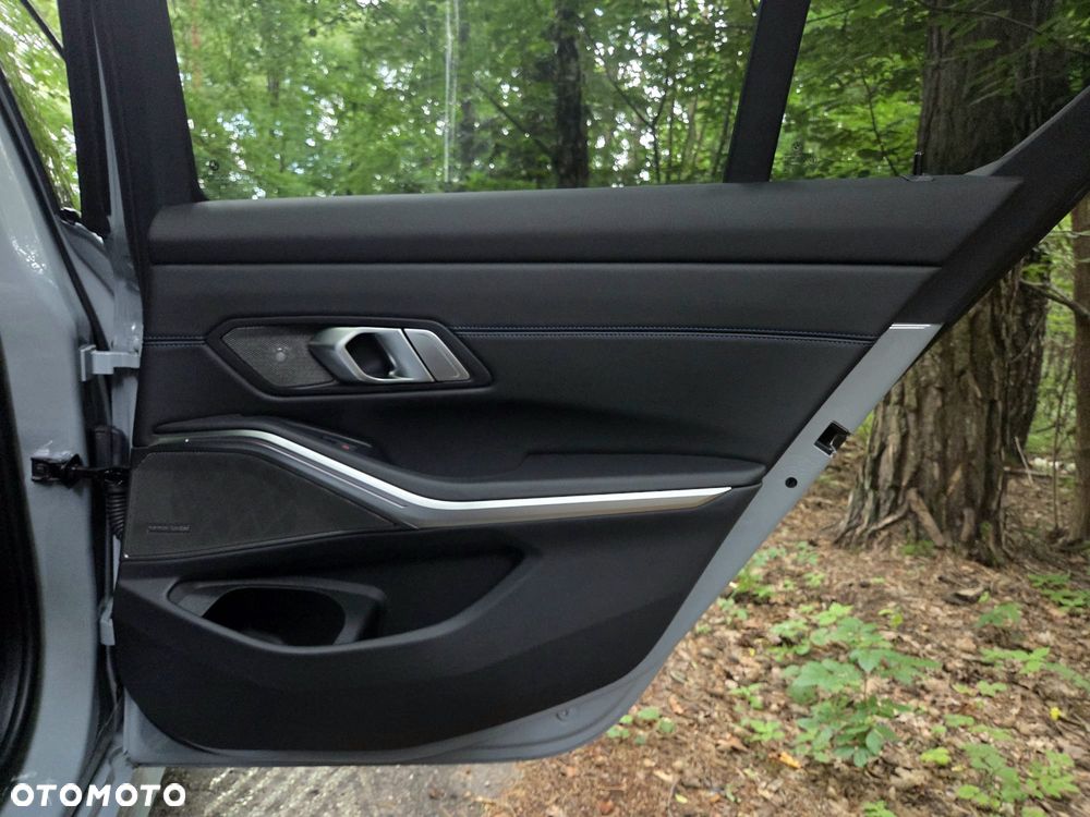 BMW Seria 3 - 31