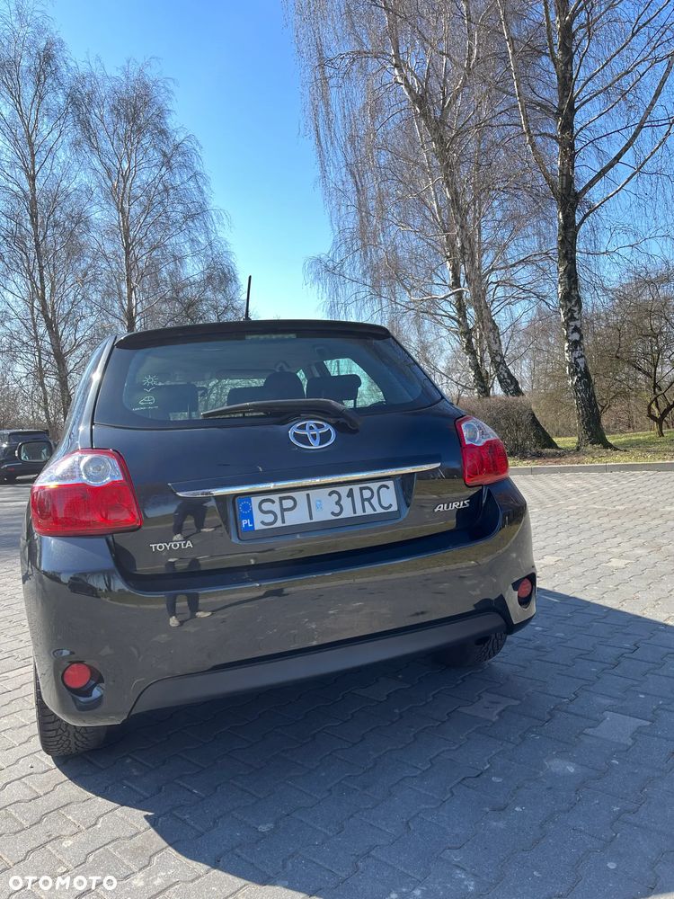 Toyota Auris 1.33 VVT-i Life Comfort - 10