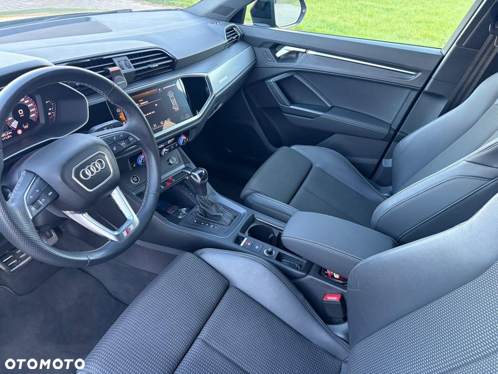 Audi Q3 Sportback - 9