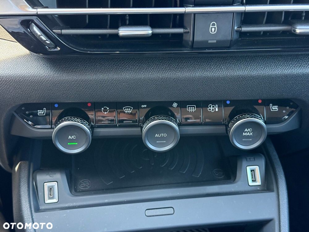 Citroën C4X 1.2 PureTech Max S&S EAT8 - 21