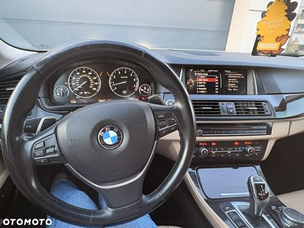 BMW Seria 5 535i xDrive Sport-Aut Luxury Line - 9