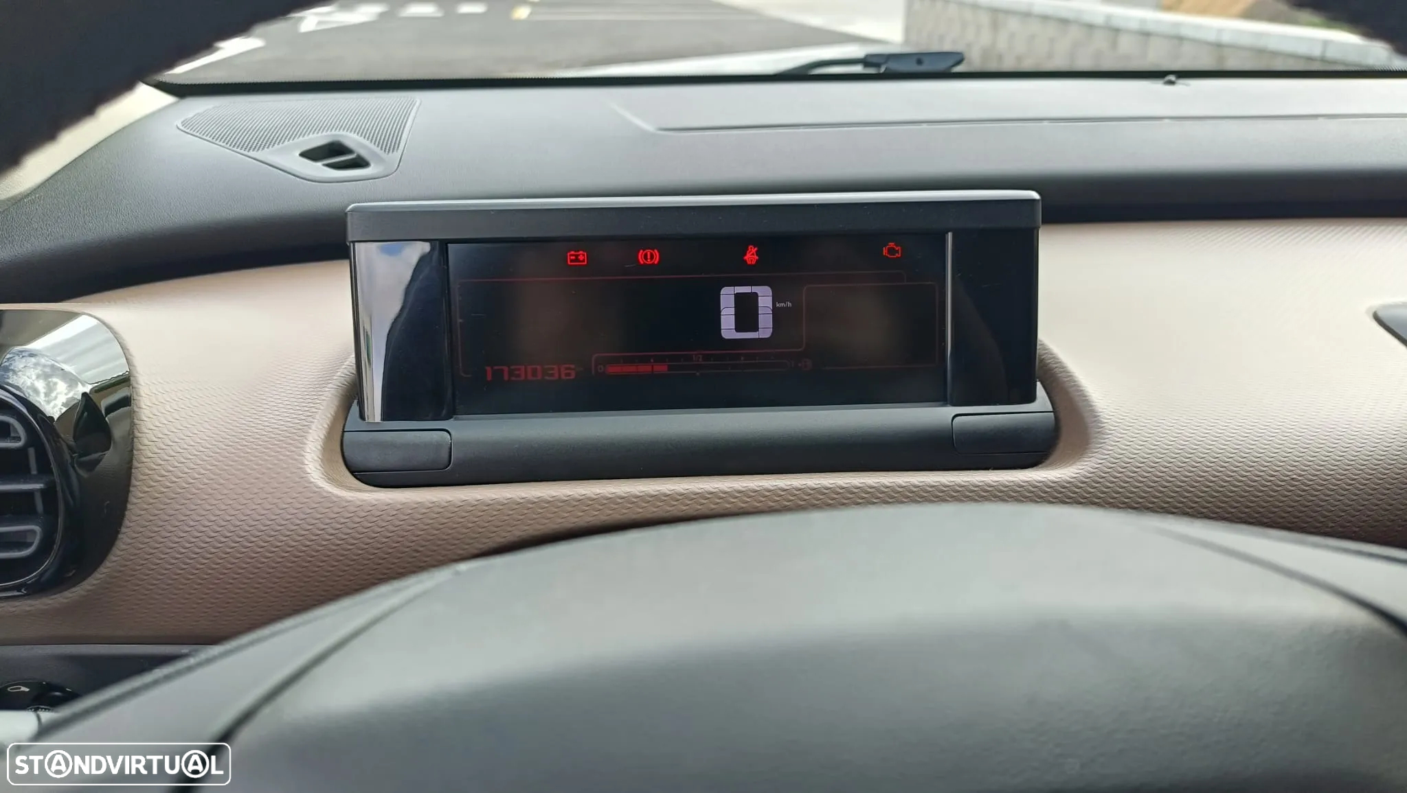 Citroën C4 Cactus 1.6 BlueHDi Shine Ed.Moonlight - 10