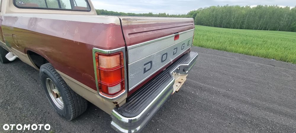 Dodge RAM - 17