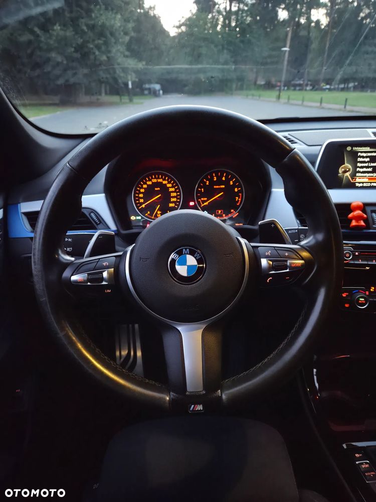 BMW X1 xDrive20i M Sport - 28