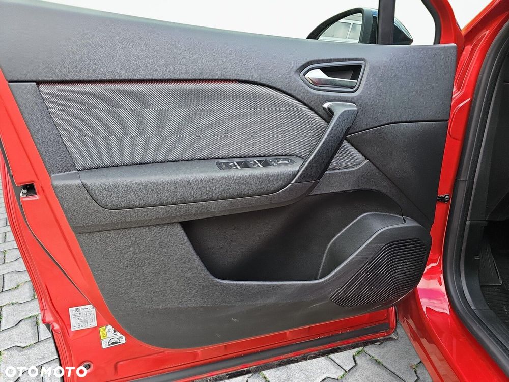 Renault Captur - 16
