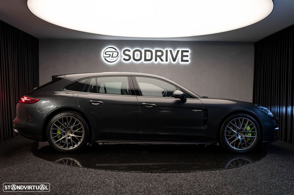 Porsche Panamera Sport Turismo 4 E-Hybrid Edition 10 Anos - 4