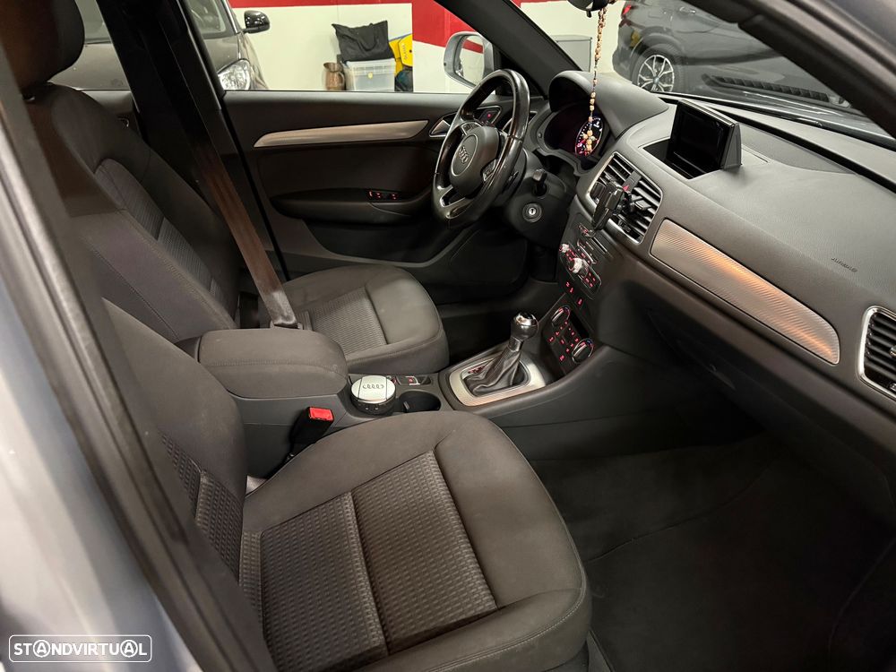 Audi Q3 2.0 TDI S tronic - 14