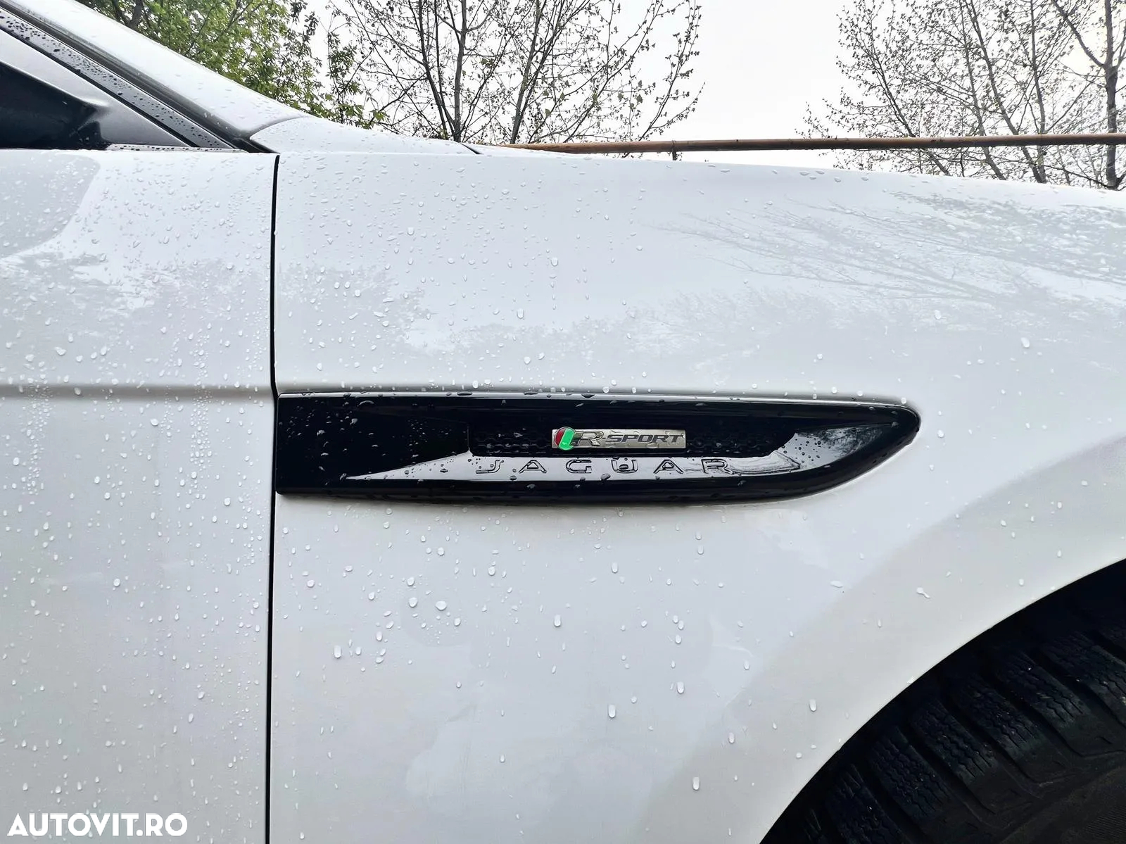 Jaguar F-Pace 20d AWD R-Sport - 5