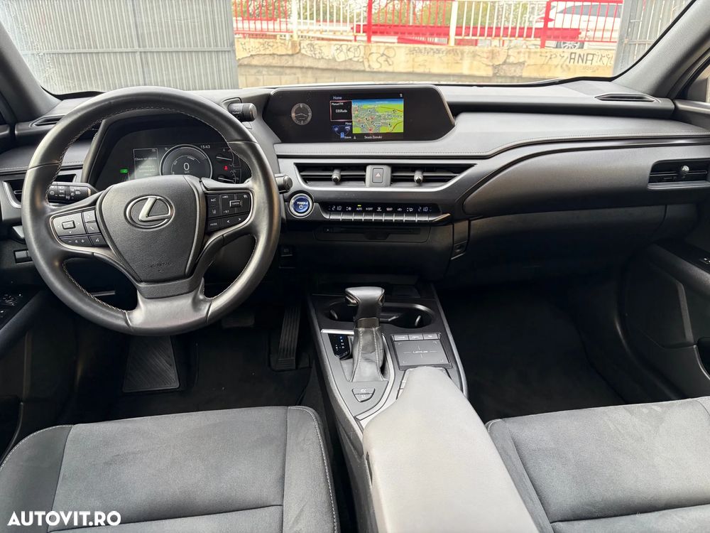 Lexus UX 250h Business Edition - 5