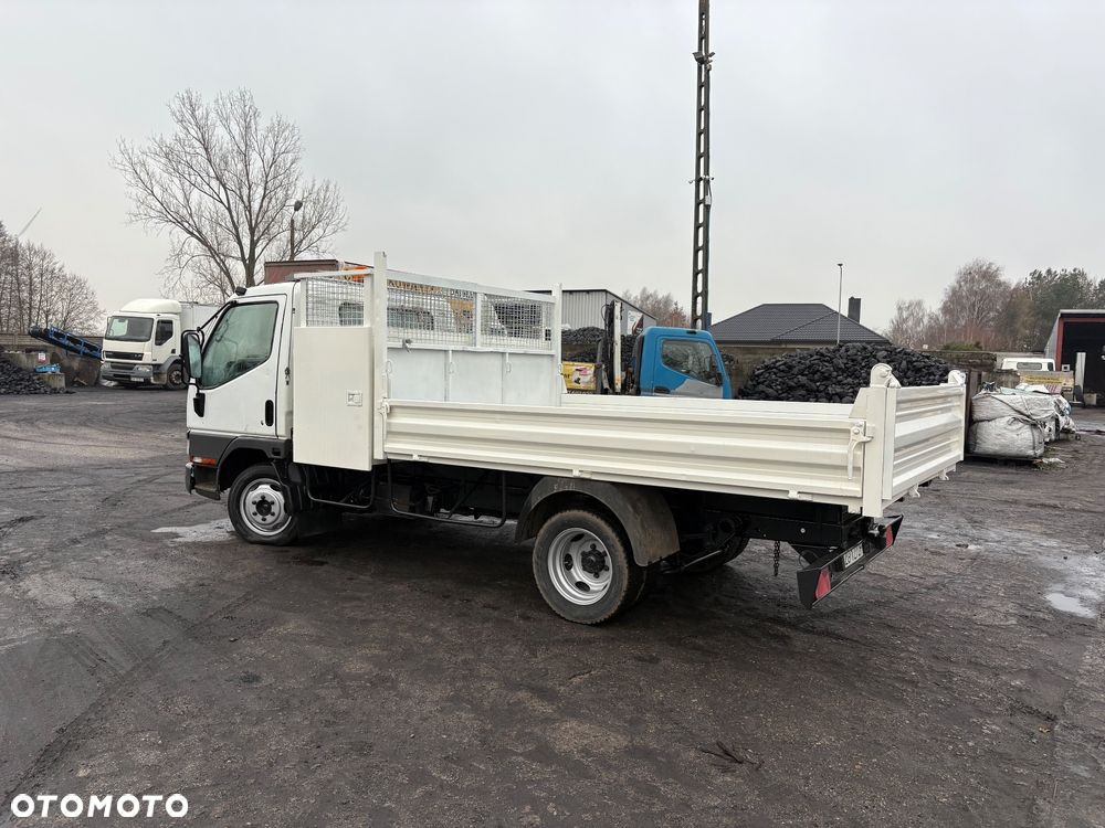 Mitsubishi Canter - 4