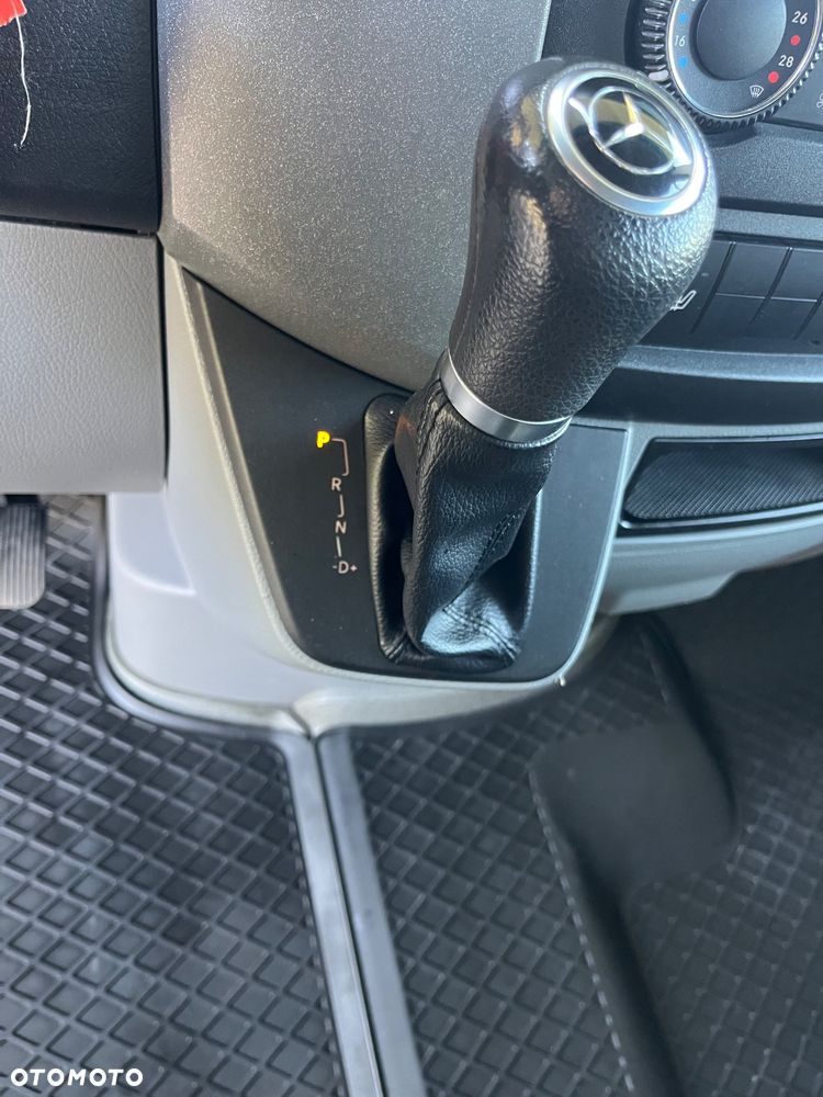Mercedes-Benz Sprinter - 35