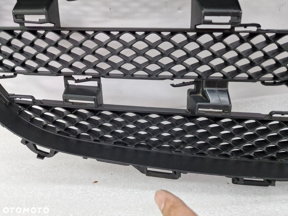 MERCEDES E-KLASSA W213 16- ATRAPA / GRILL PRZEDNI PRZÓD NA KAMERĘ , NR A213888223 , NR AUKCJI GL563/2 - 10