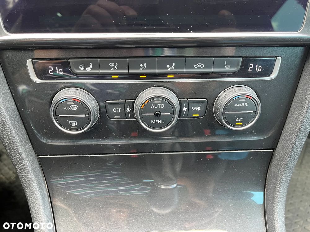 Volkswagen Golf 1.6 TDI BMT Comfortline - 14