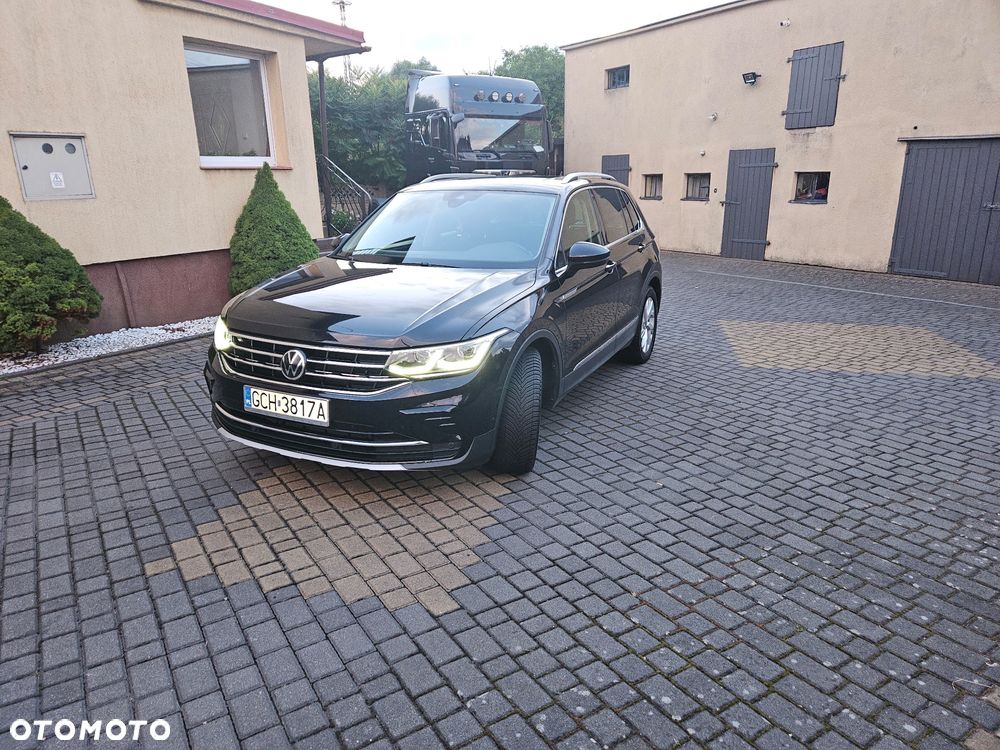 Volkswagen Tiguan 2.0 TDI SCR DSG ACTIVE - 17