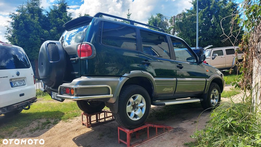 Nissan Terrano - 8