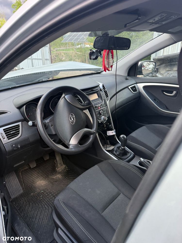 Hyundai i30 1.4 Classic - 6