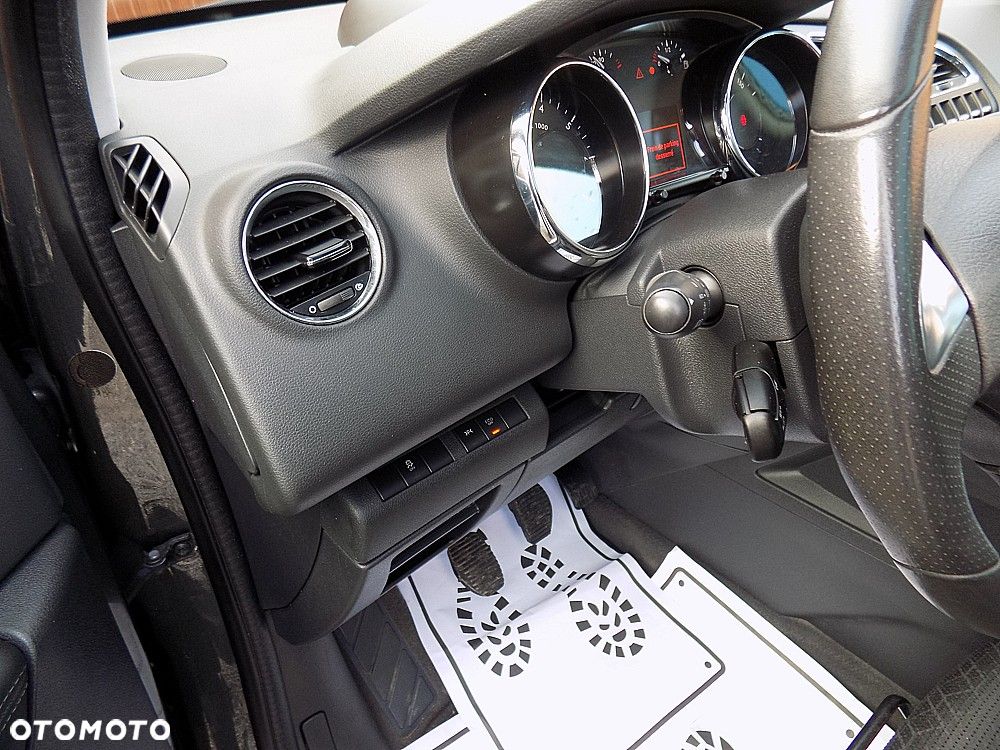 Peugeot 3008 PureTech 130 Stop & Start GPF Allure - 9