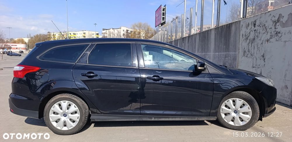 Ford Focus 1.6 TDCi DPF Ambiente - 3