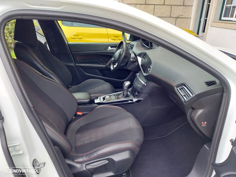 Peugeot 308 PureTech 130 EAT6 Stop & Start GT-Line Edition - 19