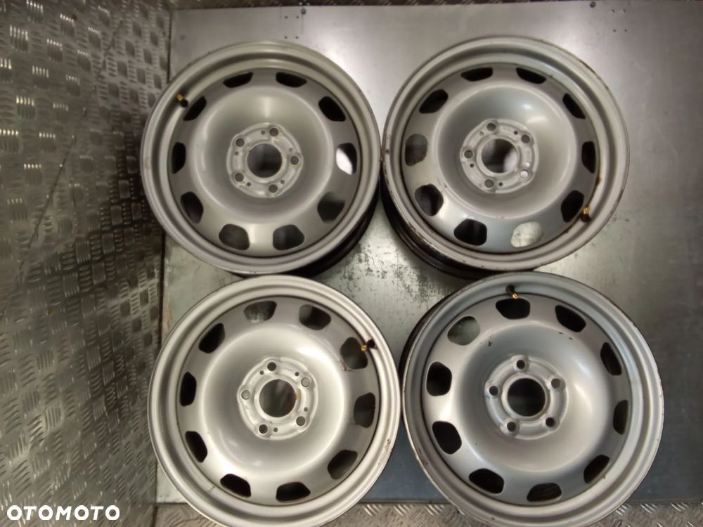 Felgi Dacia Duster 6,5Jx16 et50 5x114,3 - 1