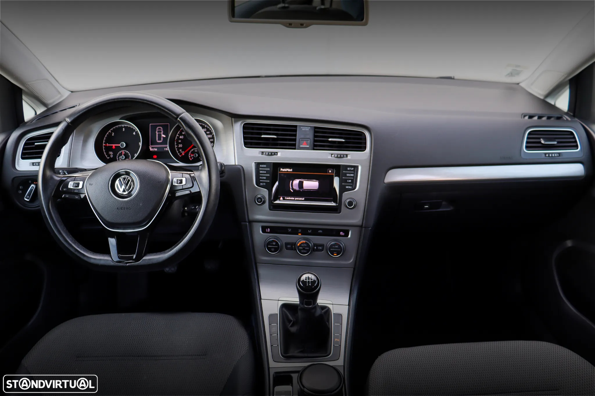 VW Golf Variant 1.6 TDi BlueMotion Confortline - 15