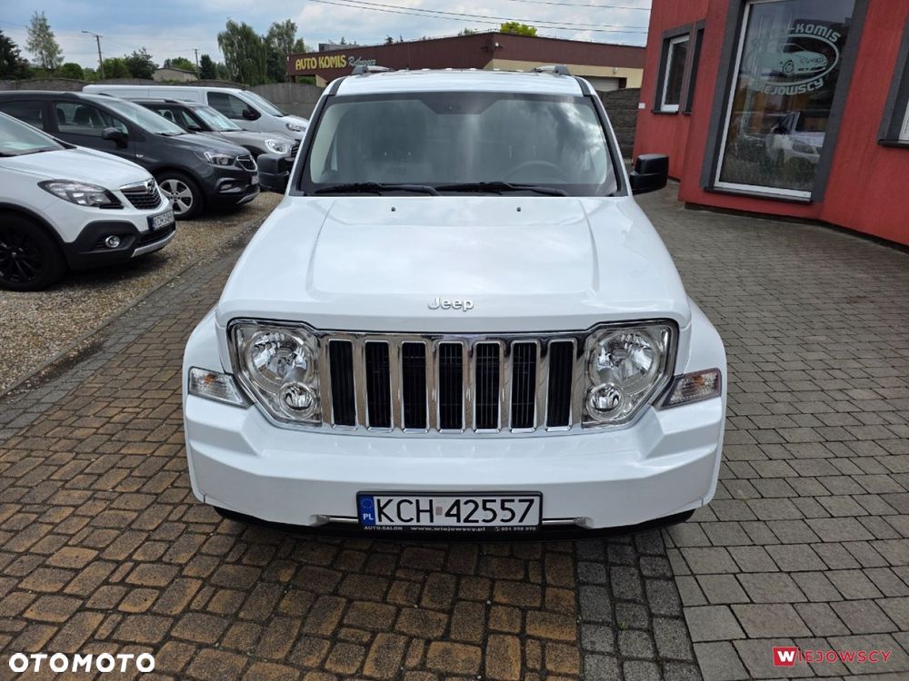 Jeep Cherokee - 4