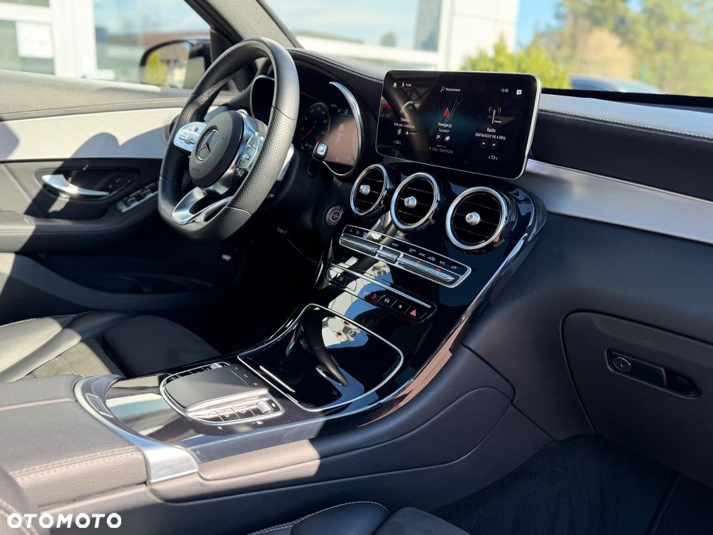 Mercedes-Benz GLC 220 d 4Matic 9G-TRONIC AMG Line Plus - 18