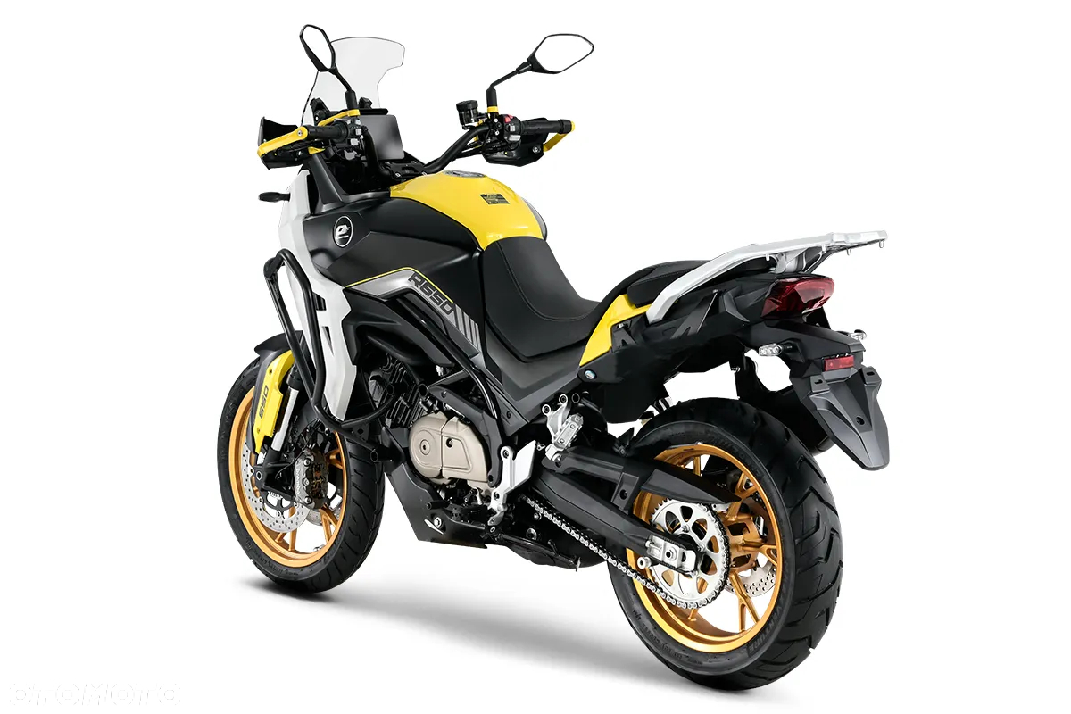 QJMOTOR SVT 650X - 3