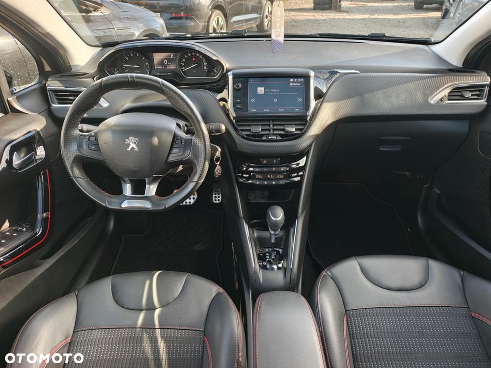 Peugeot 208 PureTech 110 Stop & Start EAT6 Allure - 11