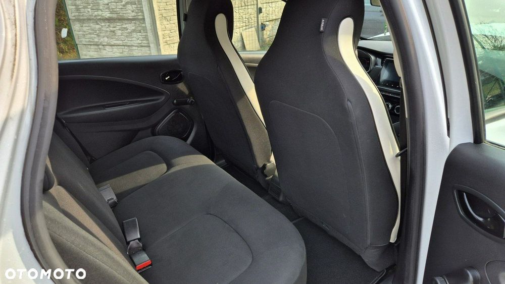Renault Zoe - 14