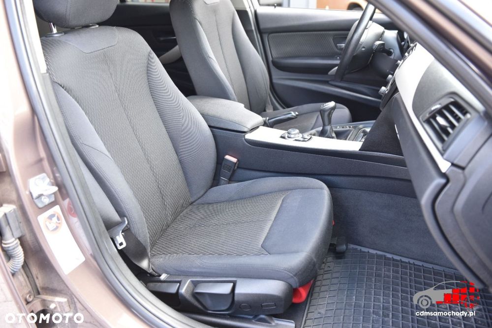 BMW Seria 3 - 22