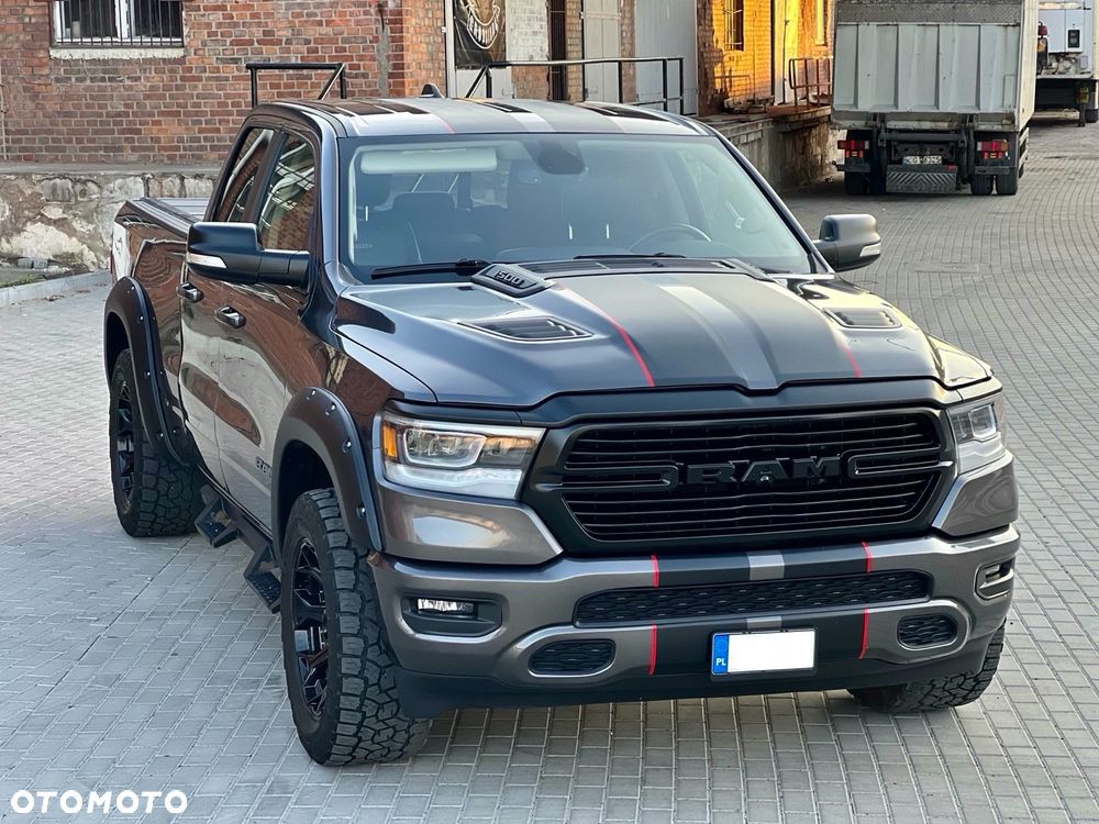 RAM 1500 Quad Cab Laramie - 2