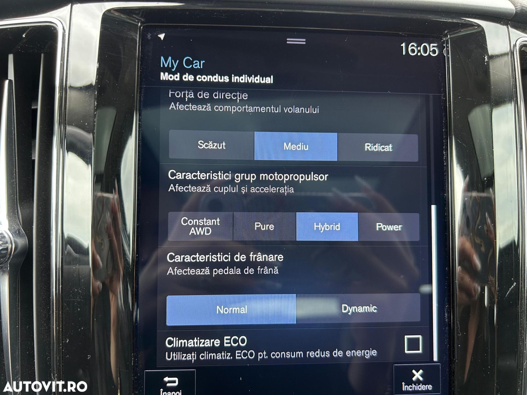 Volvo XC 60 T8 Twin Engine AWD Geartronic Momentum - 24