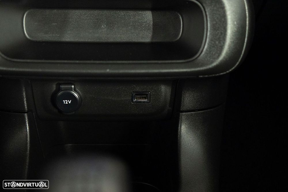 Citroën C3 1.2 PureTech Plus - 23