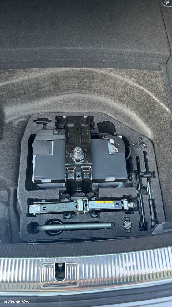 Audi A4 Avant 2.0 TDI Business Line S-line - 29