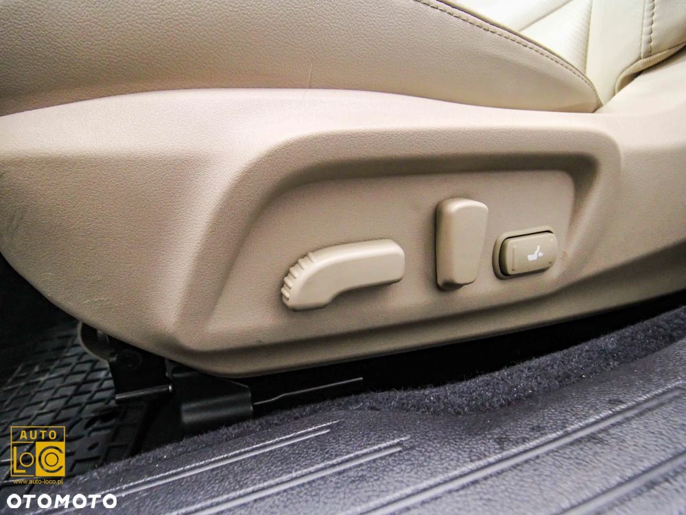 Subaru Outback 2.5i Exclusive (EyeSight) Lineartronic - 35