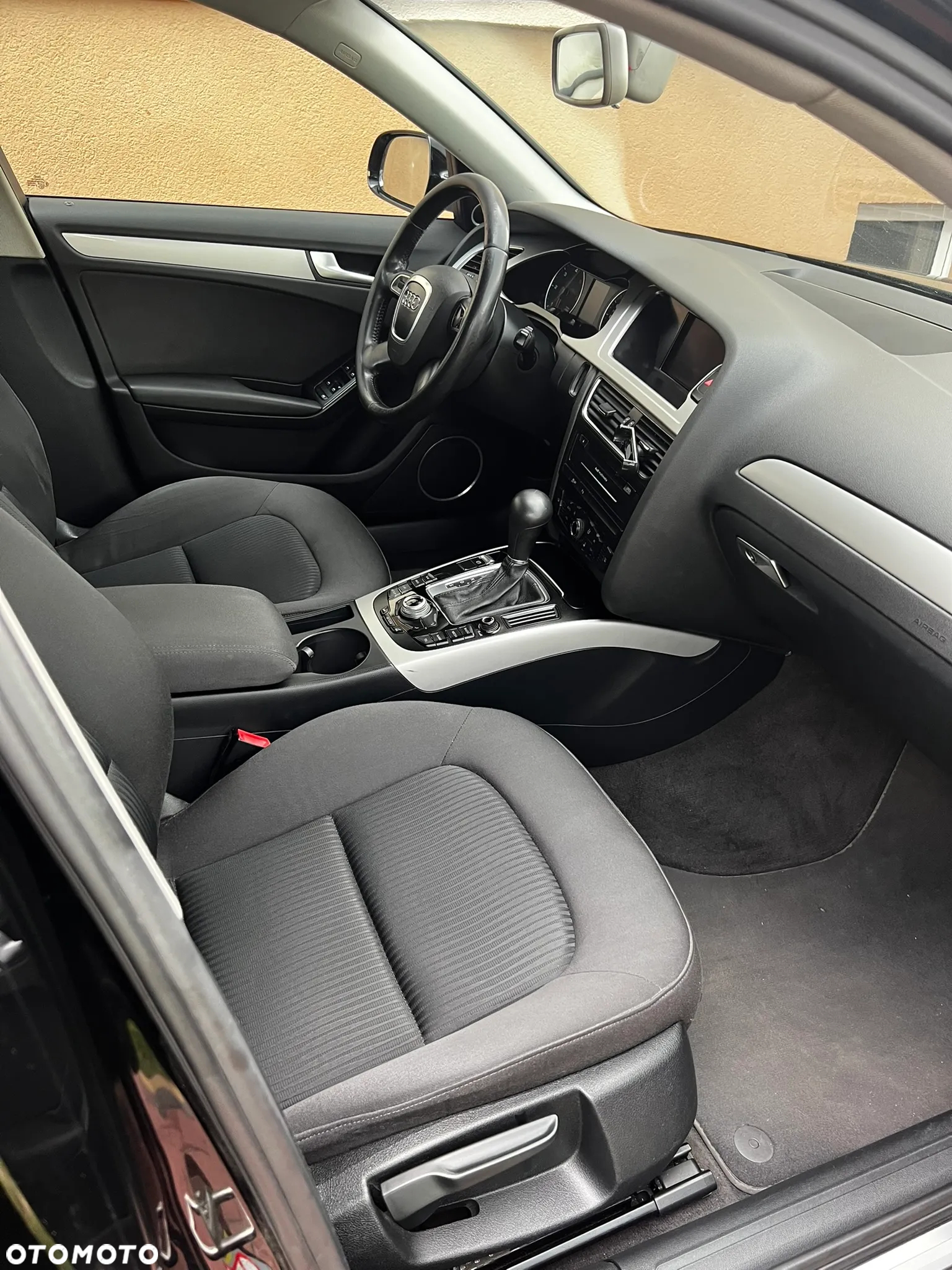 Audi A4 2.0 TDI DPF multitronic Attraction - 11