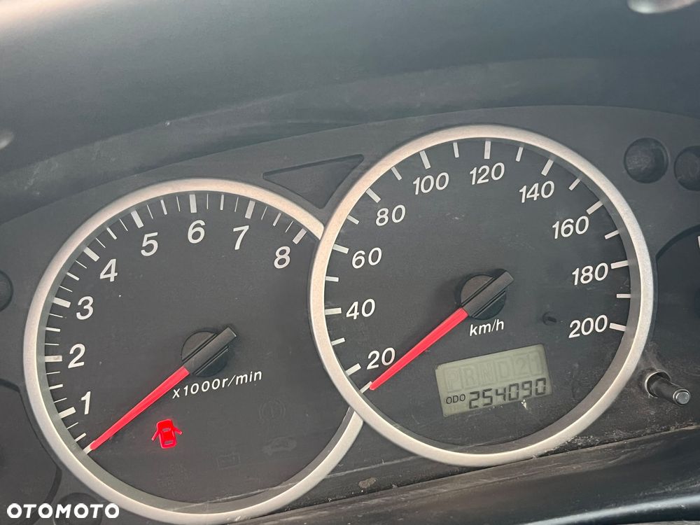 Mazda Tribute - 16