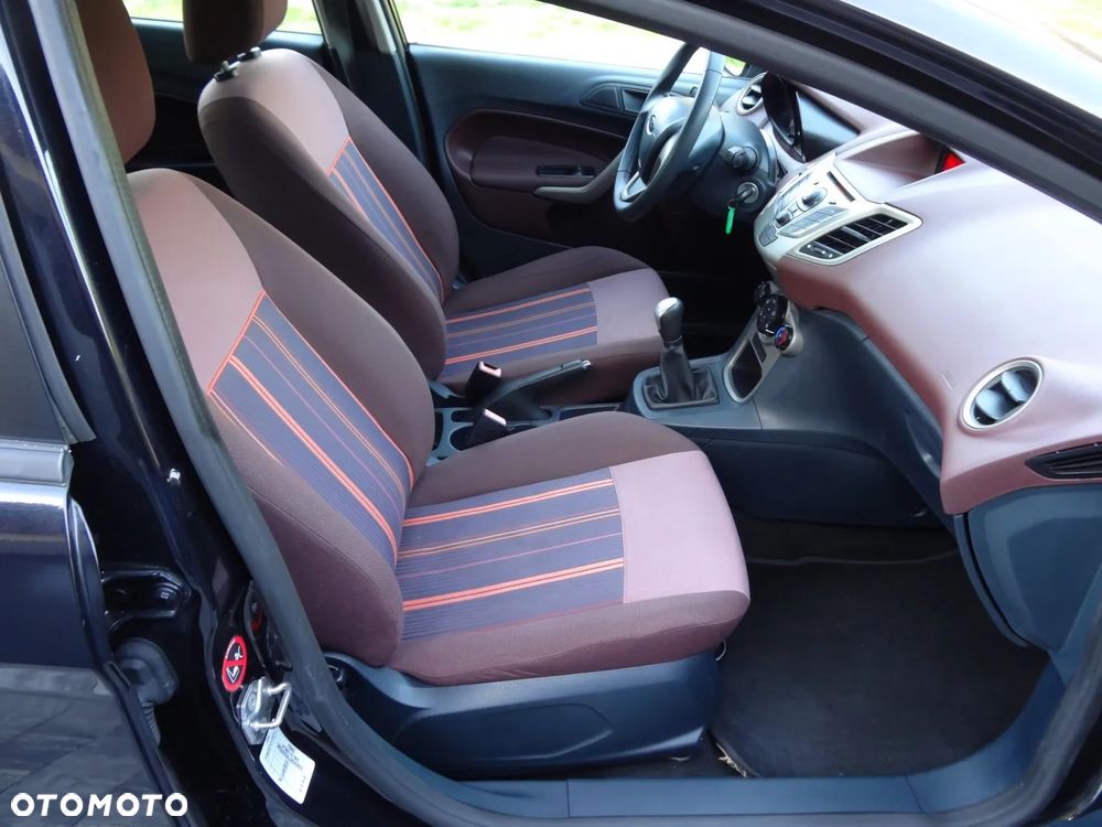 Ford Fiesta 1.25 Trend - 24