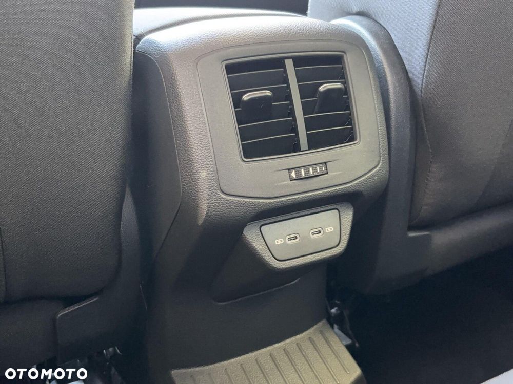 Volkswagen T-Roc 1.5 TSI Life DSG - 19