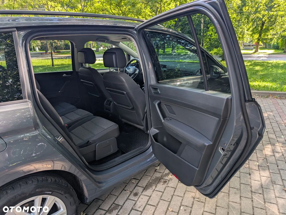 Volkswagen Touran 2.0 TDI BMT SCR Comfortline - 19