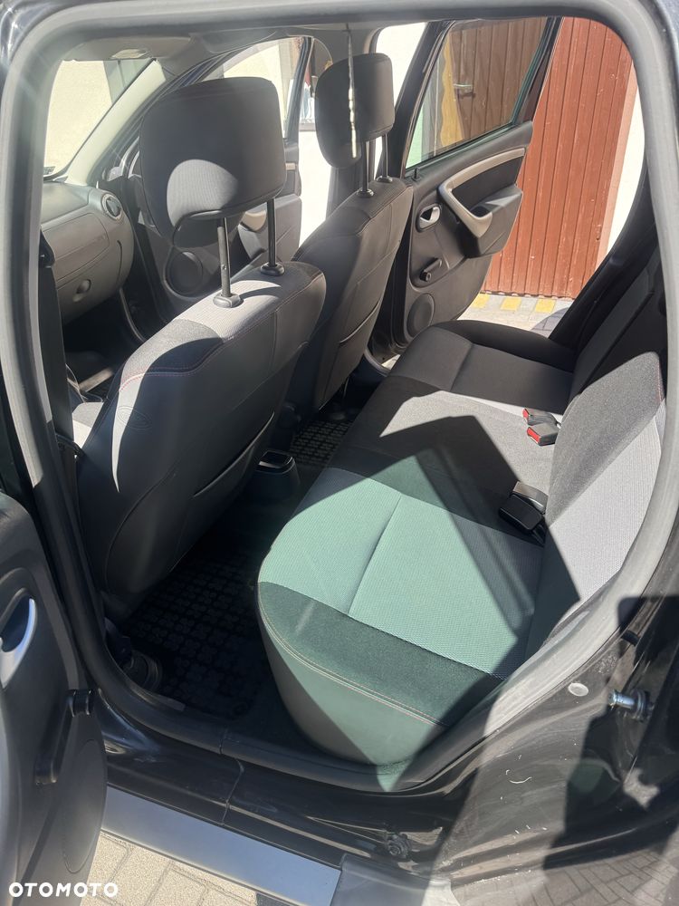 Dacia Duster - 8