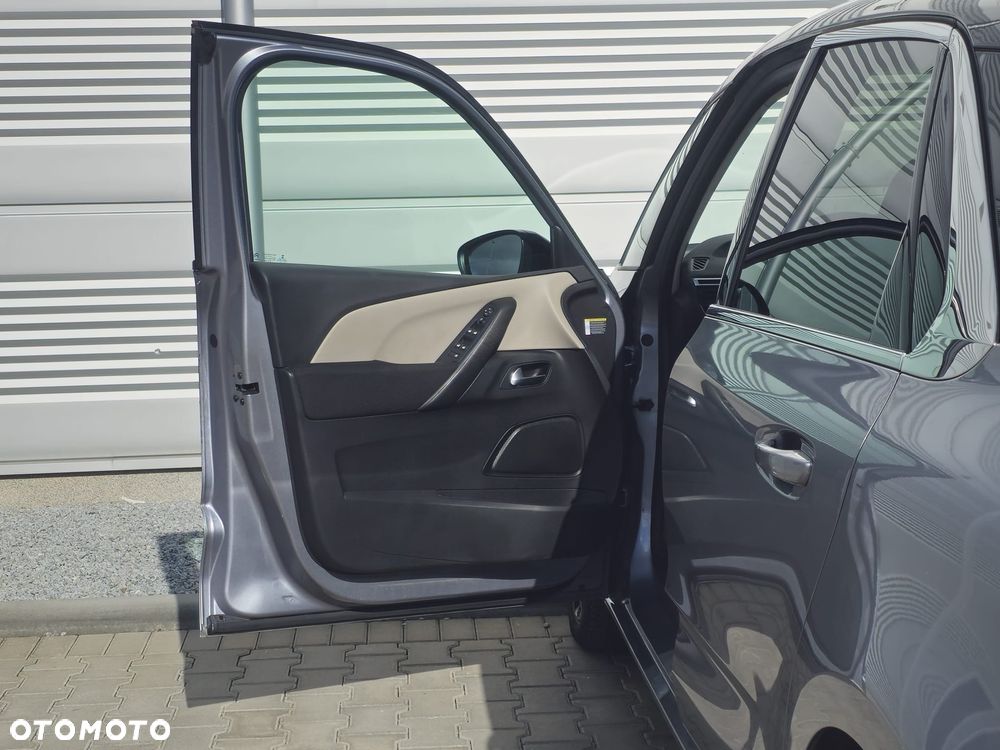 Citroën C4 SpaceTourer - 18