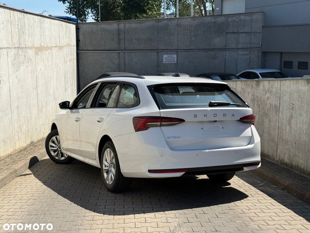 Skoda Octavia 1.5 TSI Drive Essence - 9