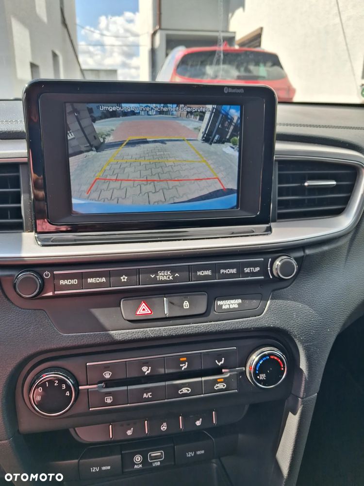 Kia Ceed - 19