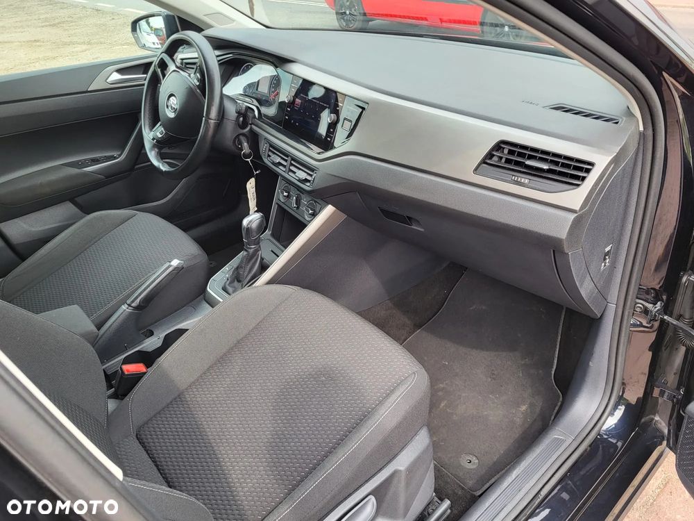 Volkswagen Polo - 30
