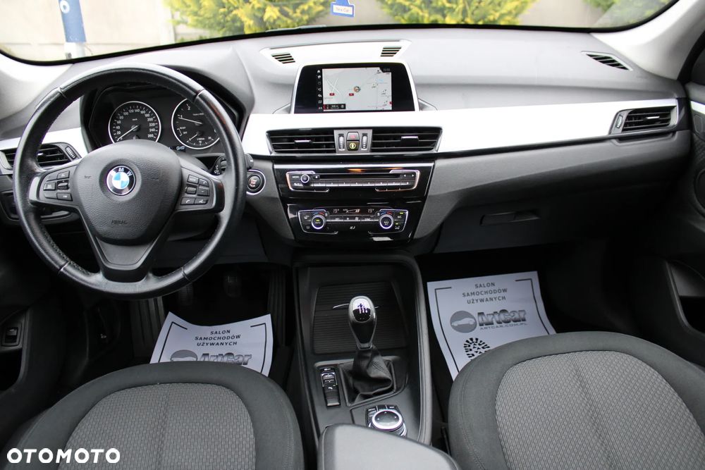 BMW X1 sDrive18d Advantage - 27