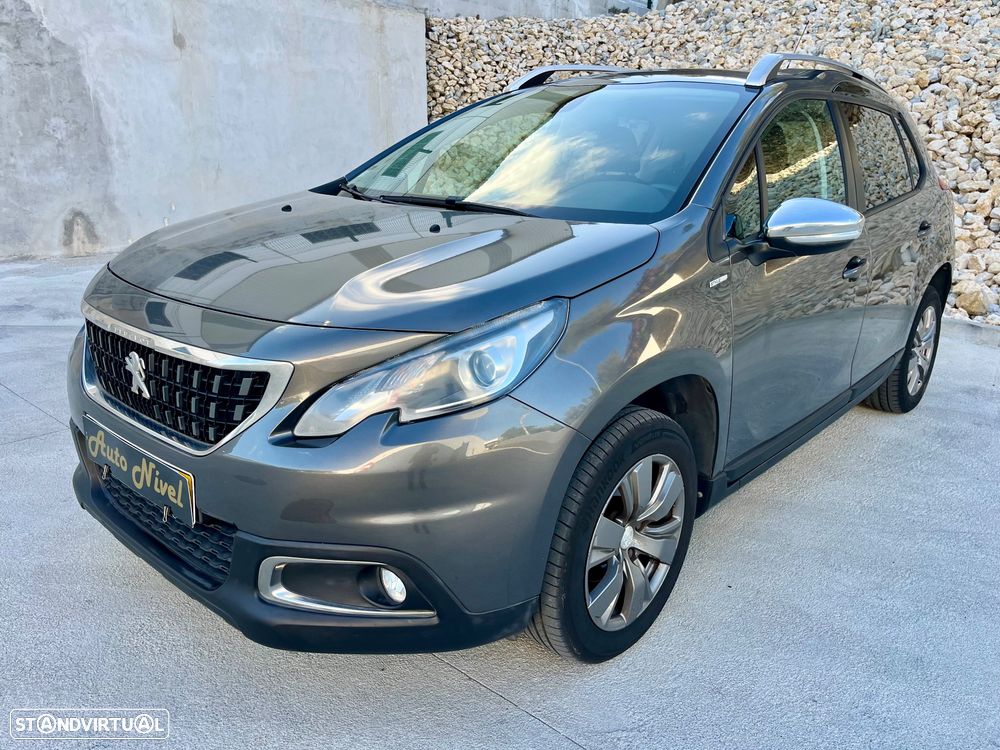 Peugeot 2008 1.2 PureTech Style - 23
