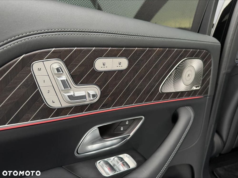 Mercedes-Benz Maybach GLS - 16