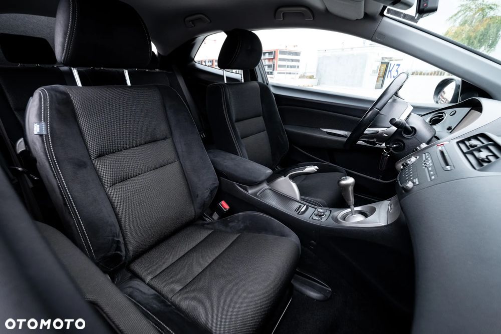 Honda Civic 1.8 TypeS - 12